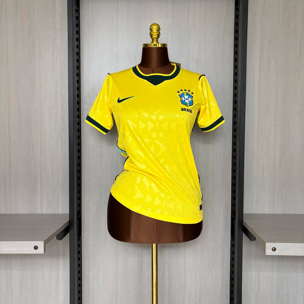 Camisa Seleção Brasileira Amarela 2026 Modelo Feminina