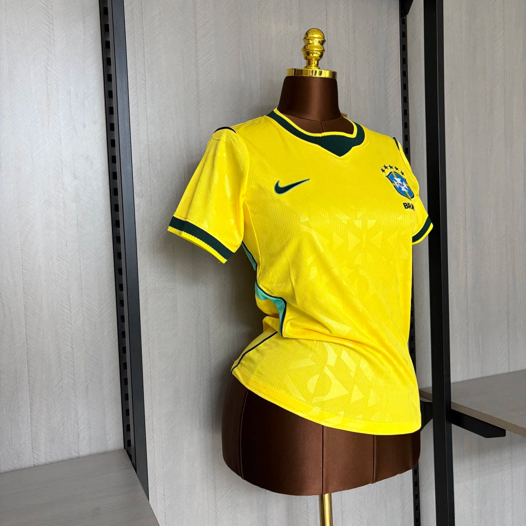 Camisa Seleção Brasileira Amarela 2026 Modelo Feminina